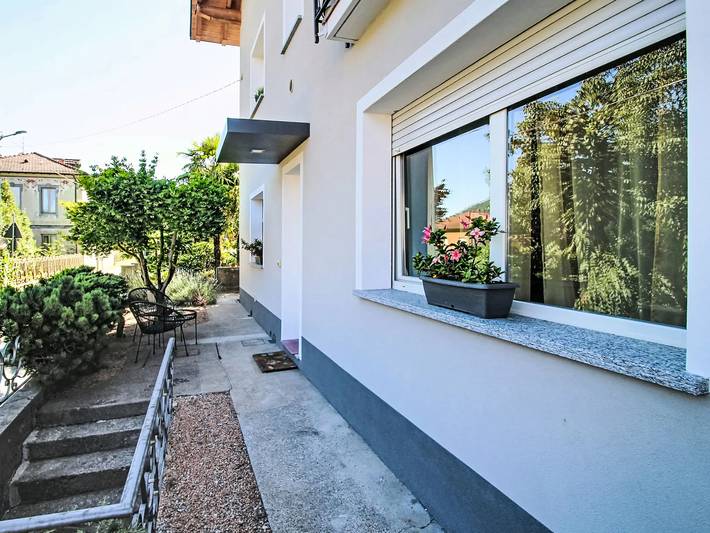 Villa für 4 Personen, mit Garten in Porto Ceresio