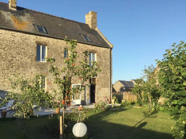 Chambre d’hôte pour 2 personnes, avec jardin et vue dans Ardevon