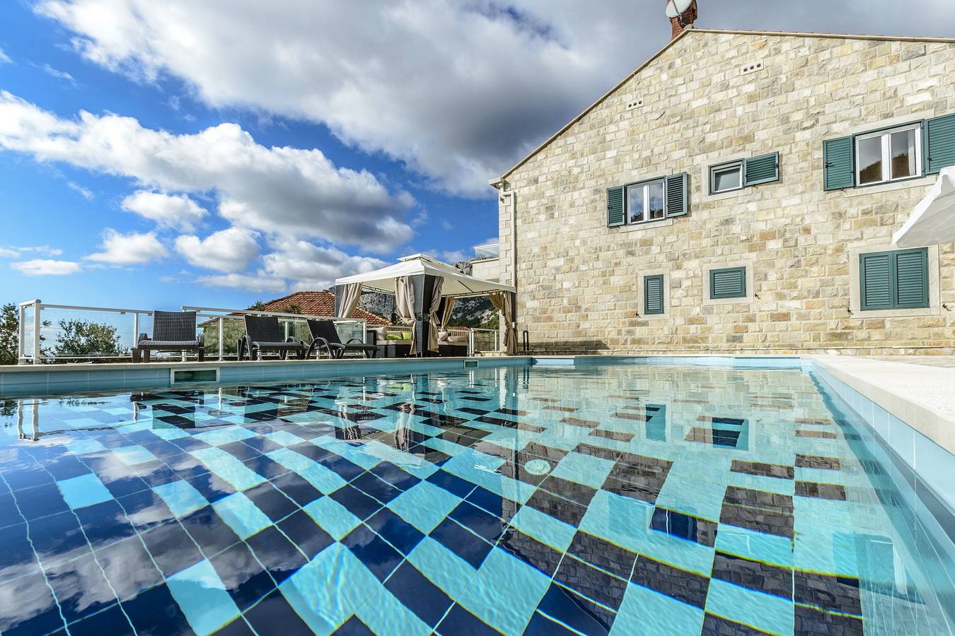 Villa per 16 persone con balcone in Canali, Dubrovnik-Neretva