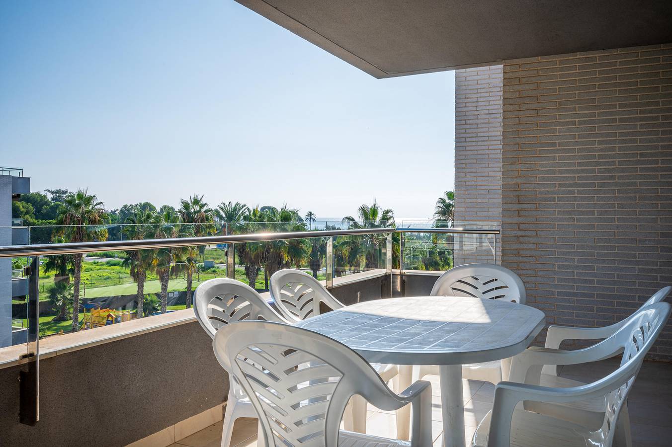 Ganze Wohnung, At144 Nova Torredembarra: Apartment with pool 250 from the beach in Torredembarra, Costa Dorada