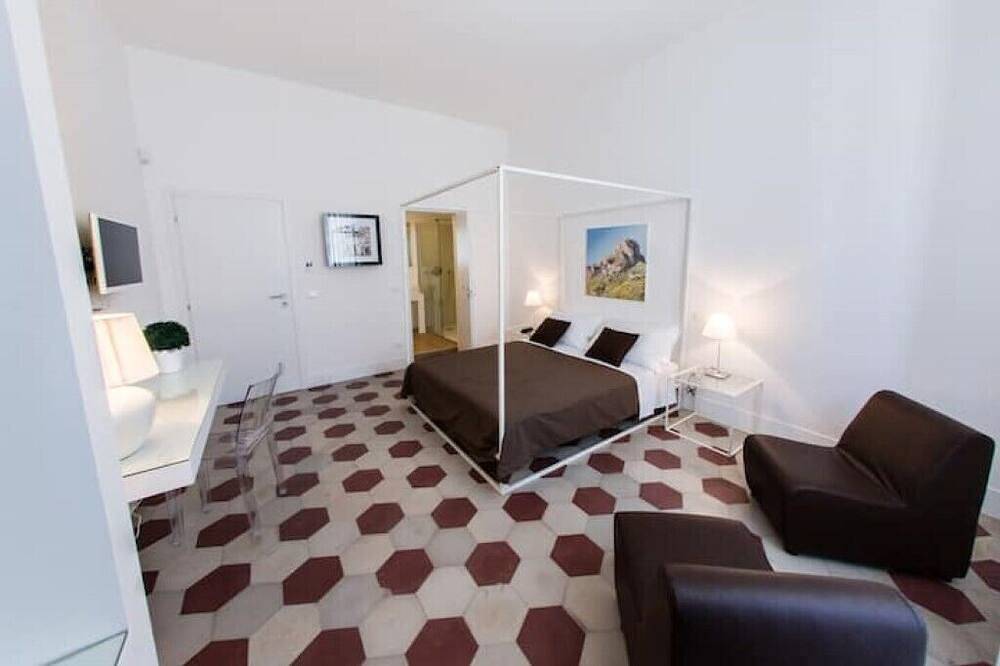 Rhegion B&B - Room with private bathroom in Regio de Calabria, Provincia de Reggio Calabria