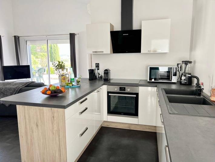 Location de vacances pour 4 personnes, avec terrasse et jardin, adapté aux familles dans Minervois - 2