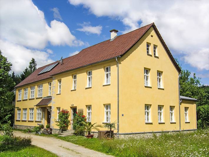 Ferienwohnung für 5 Personen, mit Ausblick und Terrasse sowie Garten - 1