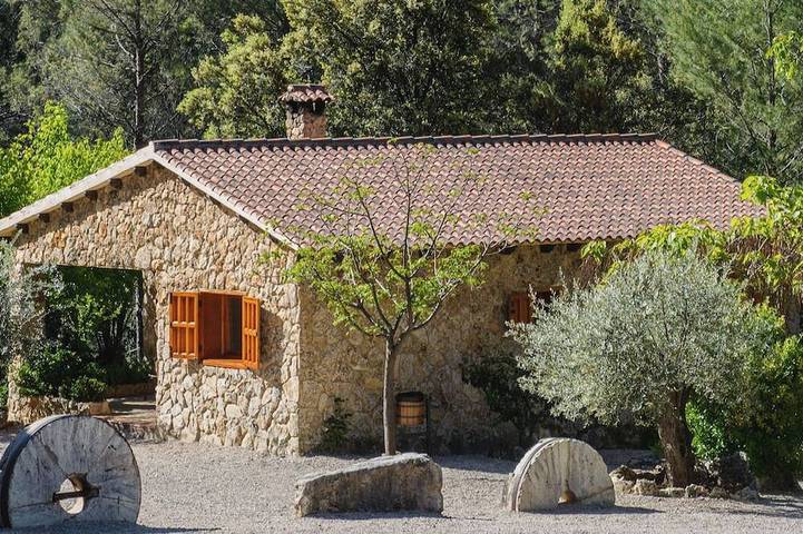 Stone house nº4 for 2 people, Batan Rio Tus in Yeste, Calares del Mundo y de la Sima