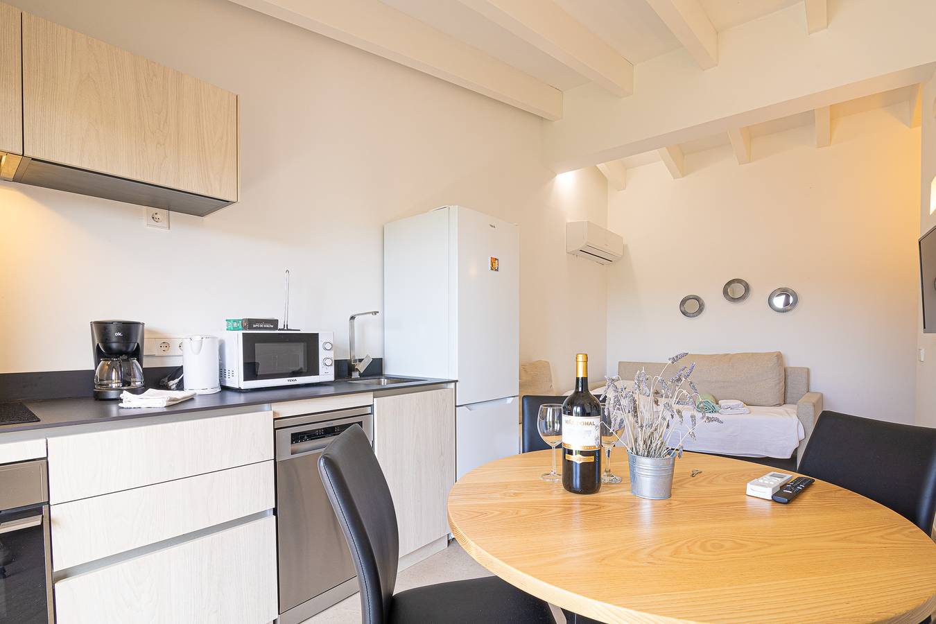 Apartamento entero,  Apartamento Son Calo E by Rentallorca in Petra, Interior de Mallorca