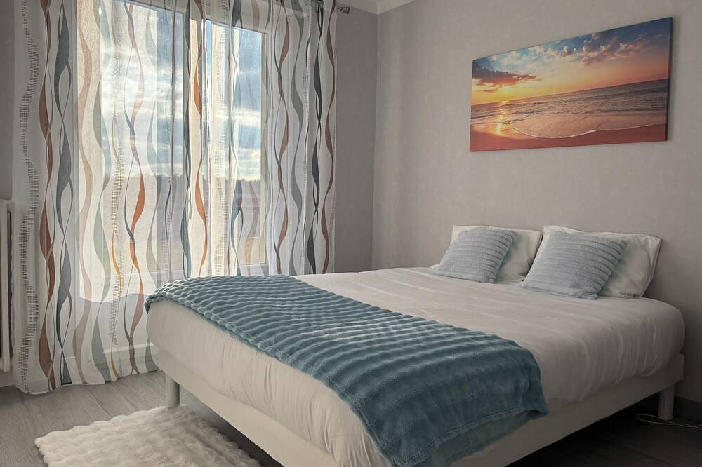 Entire apartment, Bright 75m2 3-bedroom Apartment with a largebalcony - fully equipped in Vittel, Neufchâteau (France)