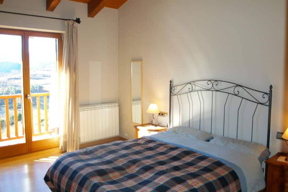 Prullans Ii - Fünf Schlafzimmer Haus, Schläft 10 in Prullans, Katalanische Pyrenäen