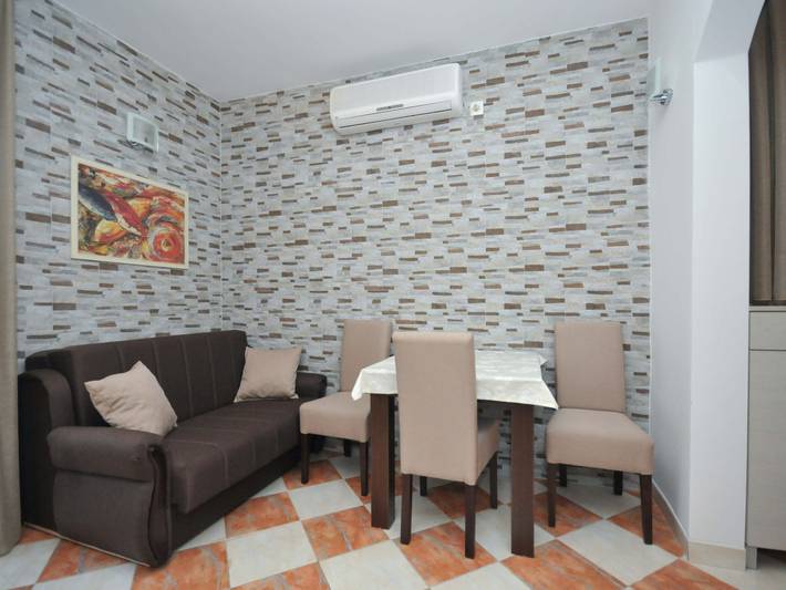 Ferieleilighet for 4 personer i Budva