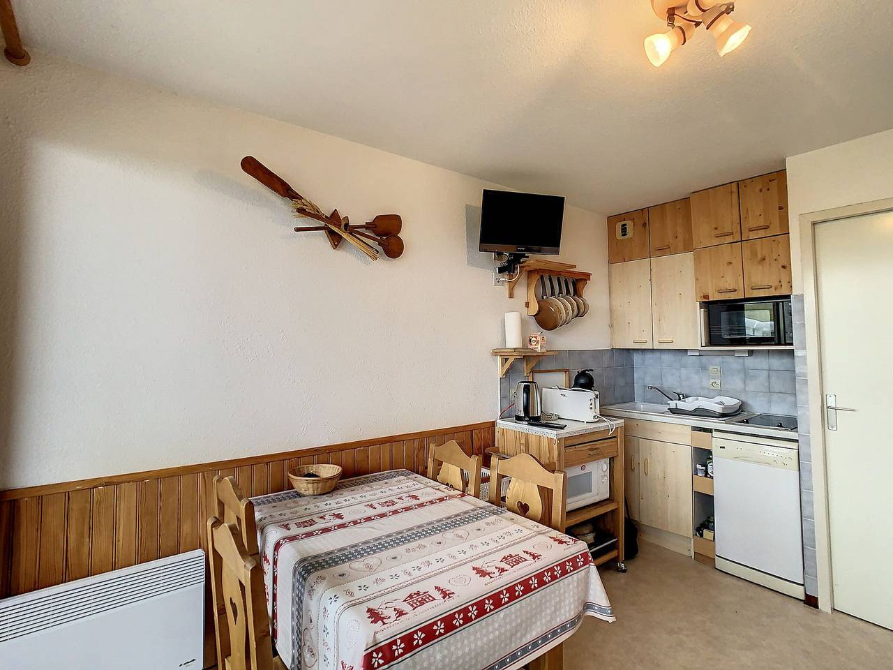 Entire apartment, Cozy apartment 4 people, near slopes La Toussuire in La Toussuire, Fontcouverte-la-Toussuire