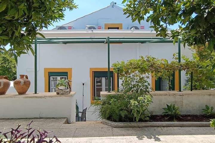 Location de vacances pour 6 personnes, avec jardin dans Torres Novas