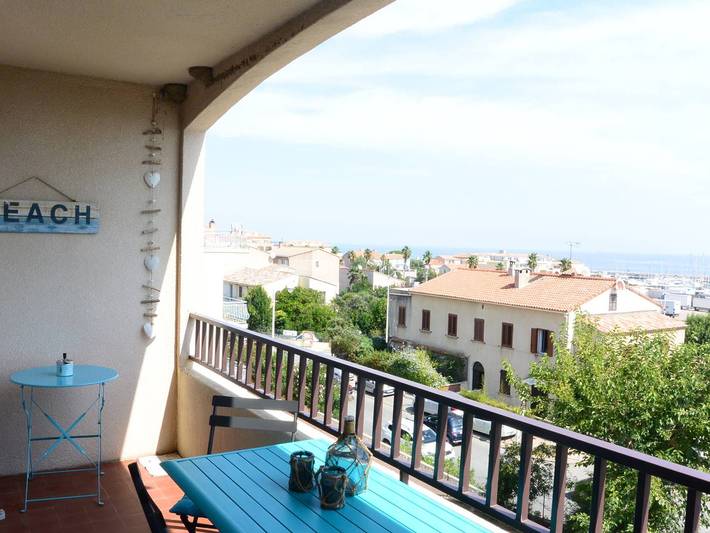 Gîte pour 5 personnes, avec terrasse à Sari-Solenzara - 2
