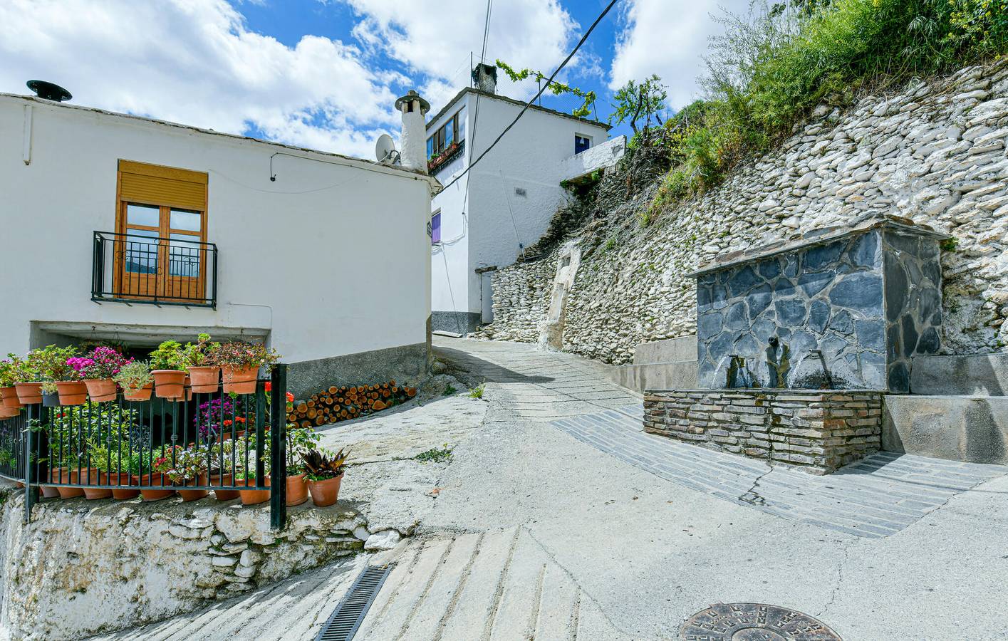 Encantador apartamento con jardín, wifi y barbacoa, a 1 km del centro de Alcútar in Bérchules, Provincia de Granada