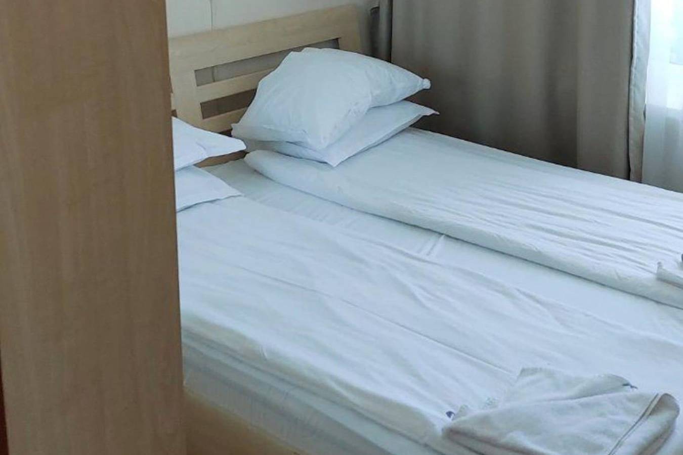 Entire holiday apartment, Apartment - Sleeps 6, Pet Friendly & 6 Pools in Sunny Beach, Burgas Region