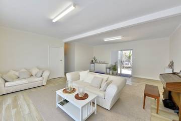 Holiday Home for 4 People in Halls Head, Mandurah, Photo 2