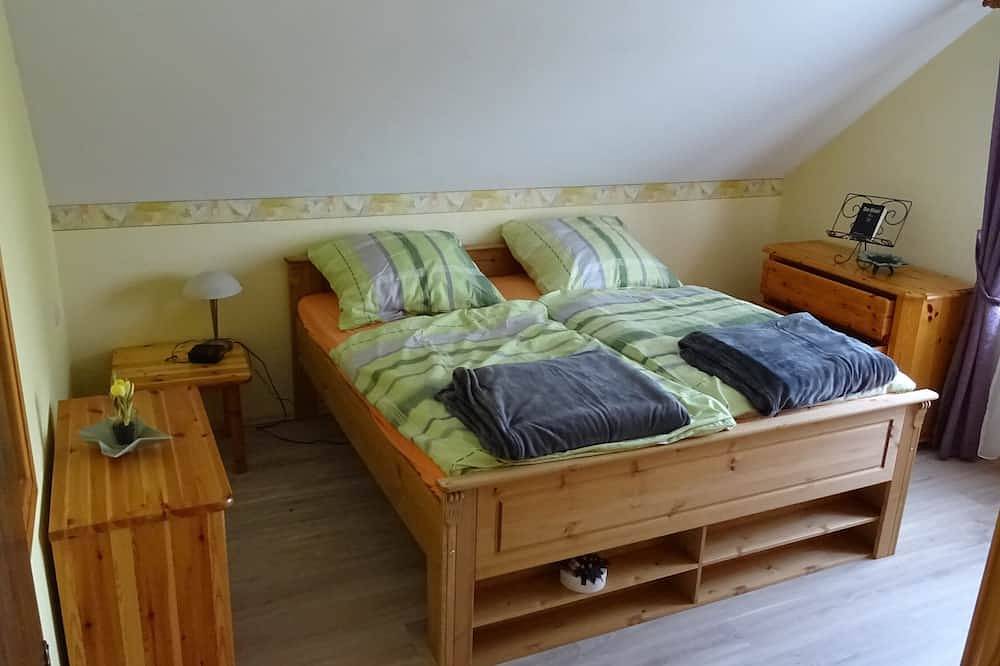 Ganze Wohnung, Ferienwohnung Haus Monika in Altenkirchen (Westerwald), Altenkirchen & Umgebung