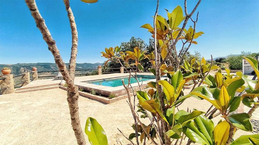 Chalet para 2 personas, con terraza y piscina además de jardín y vistas en Serranía de Ronda - 2