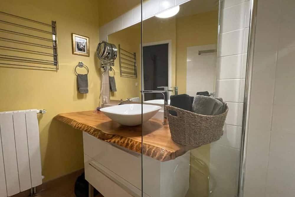 Ganze Wohnung, Leben wie König Ludwig Xiv im historischen Stadtzentrum in Pézenas, Côte d'Améthyste