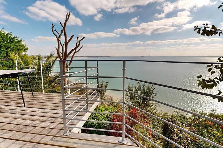 Gîte pour 12 personnes, avec balcon et jardin, animaux acceptés