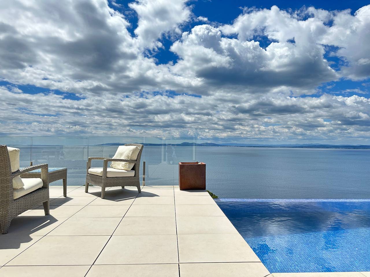 Luxusvilla mit Terrasse und Privatem Pool in Roses in Platja de Bonifaci (Roses), Roses