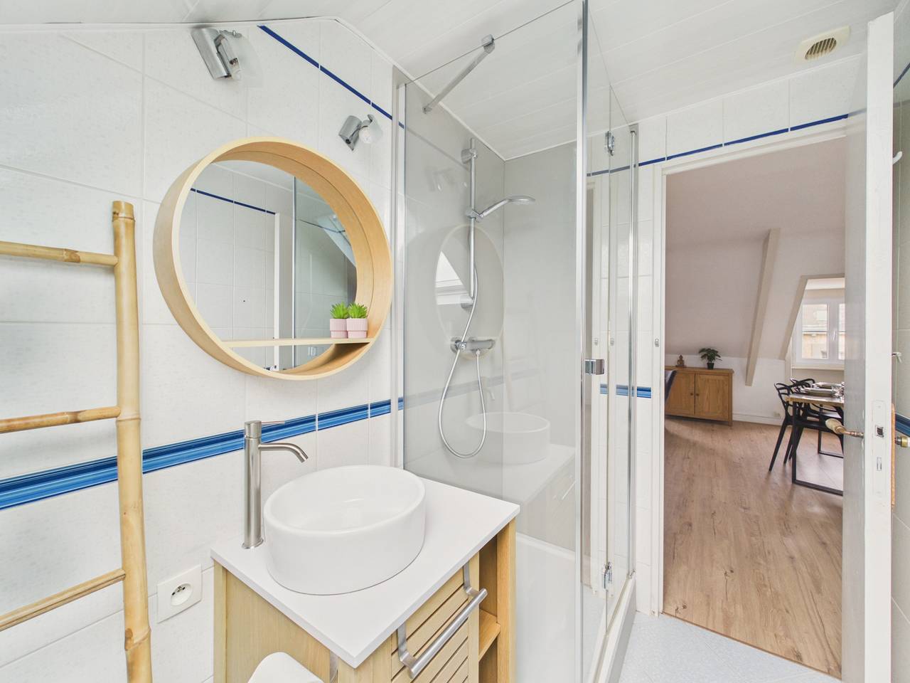 Ganze Wohnung, 200 m zum Strand – Charmante Fewo für 4 in Dinard, Saint-Malo und Umgebung