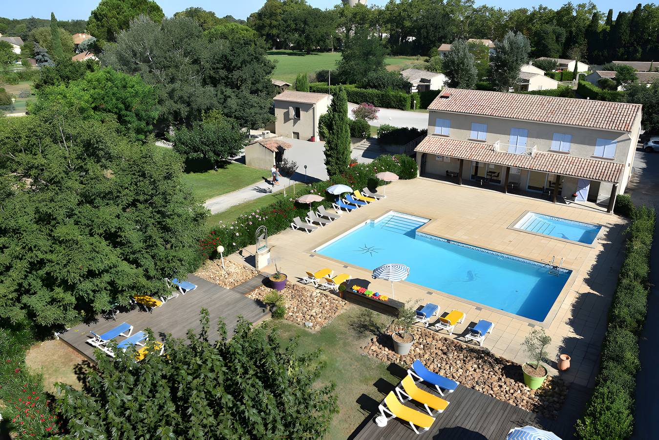 Ferienhaus 'Gite Fontenelle Alpilles' mit Gemeinschaftspool, Wlan und Klimaanlage in Arles, Arles und Umgebung