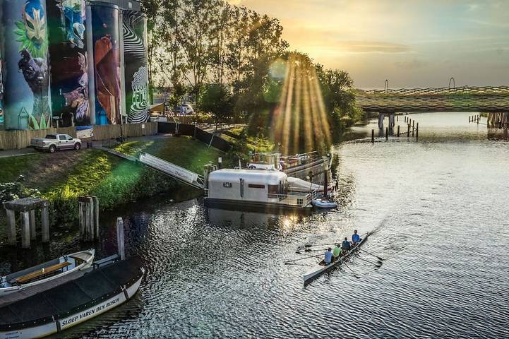Woonboot voor 5 personen, met terras - 1