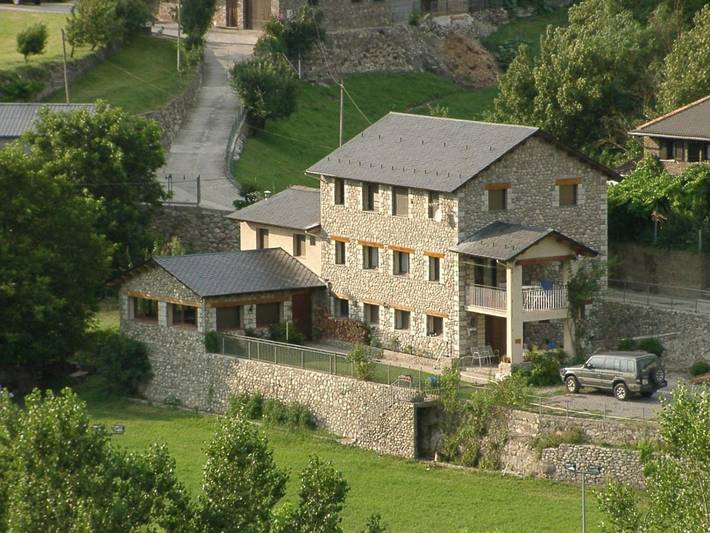 Casa rural para 11 personas, con jardín además de piscina y balcón en Alto Urgel - 3