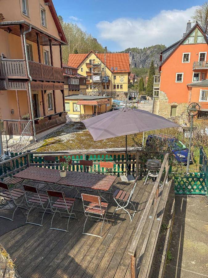 Ferienwohnung für 11 Personen, mit Terrasse und Garten sowie Ausblick in Rathen - 2