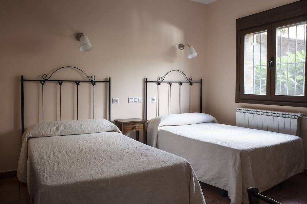 Rural apartment Ramajal Rural for 4 people in Horcajo, Pinofranqueado