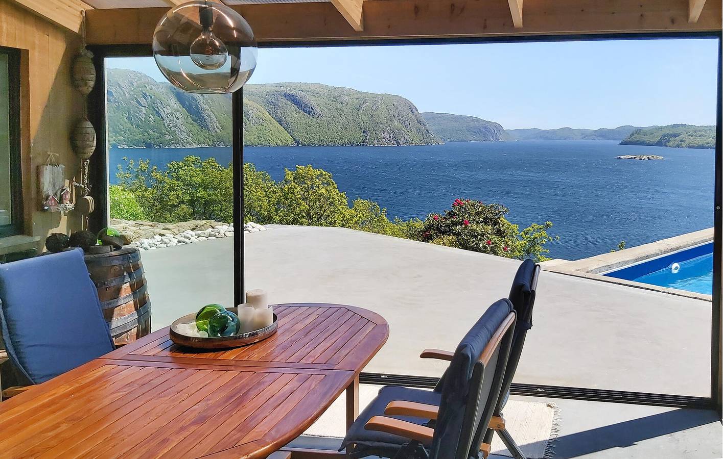 Ferienhaus für 12 Personen mit Terrasse in Farsund