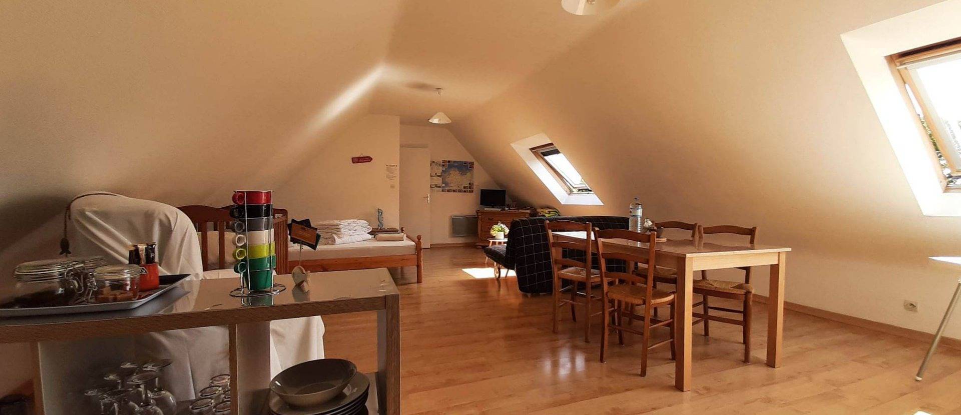 Studio entier, Studio agréable et chaleureux Le Moment Présent in Rospez, Région de Lannion