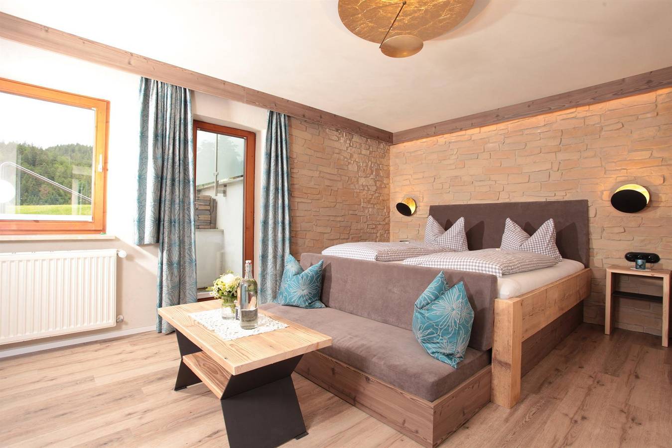 Ganze Ferienwohnung, Doppelzimmer "Ifenblick" Nr. 9 in Riezlern, Mittelberg