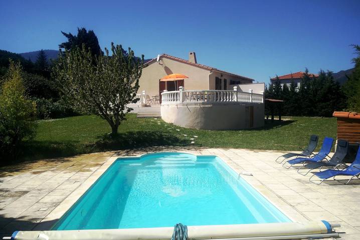 Gîte pour 6 personnes, avec piscine