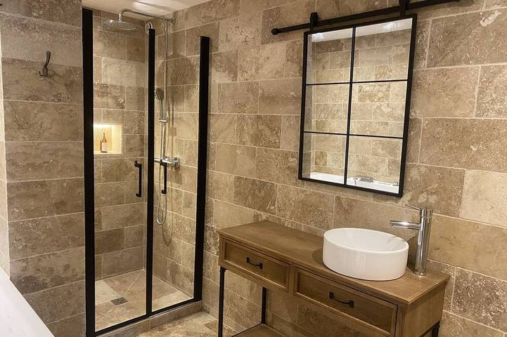 Chambre d’hôte pour 4 personnes, avec jardin ainsi que piscine et jacuzzi en Corrèze - 3