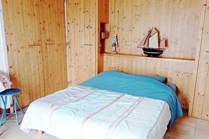 Gîte pour 4 personnes, avec piscine et jardin à La Jarrie - 2