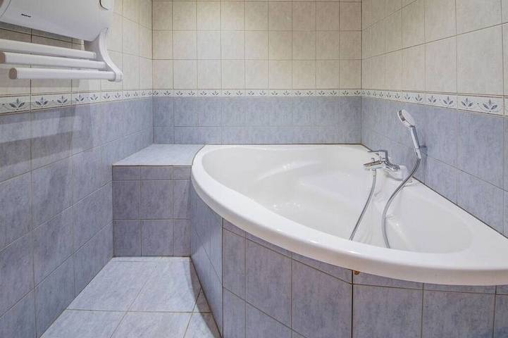 Gîte pour 4 personnes, avec jardin et terrasse à Montans - 3