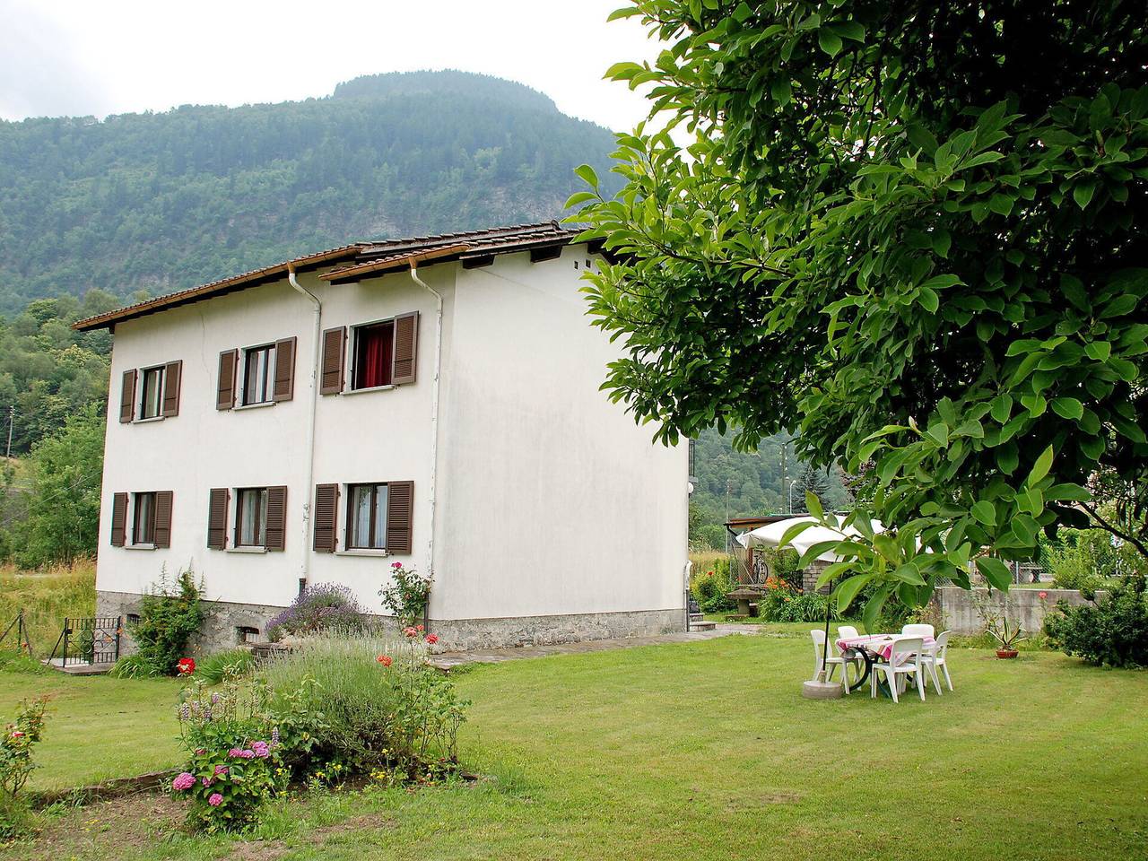 Ganze Wohnung, Gemma - Gemma 200.1 in Chironico, Tessiner Alpen