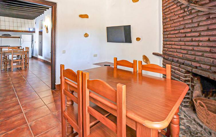 Encantador apartamento de 250 m² con piscina y terraza, cerca de Río de Companillas in Campanillas, Almogía