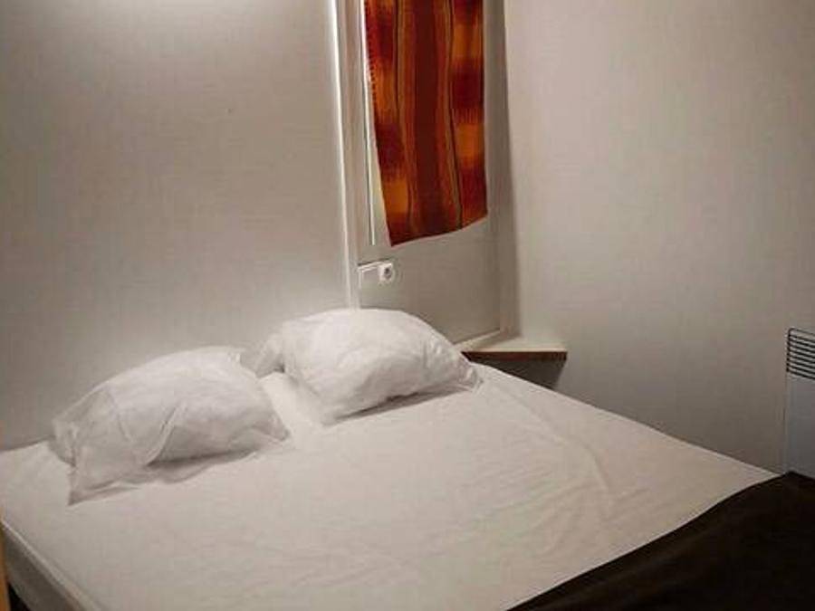 Camping Lou Souleï - Chalet 5 personas - Chalet | Clásico | 2 Dormitorios | 5 Pers | Terraza elevada | Aire acondicionado | Tv in Carry-le-Rouet, Costa mediterránea (Francia)