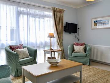 Log Cabin for 4 People in Angus, Scotland, Photo 1