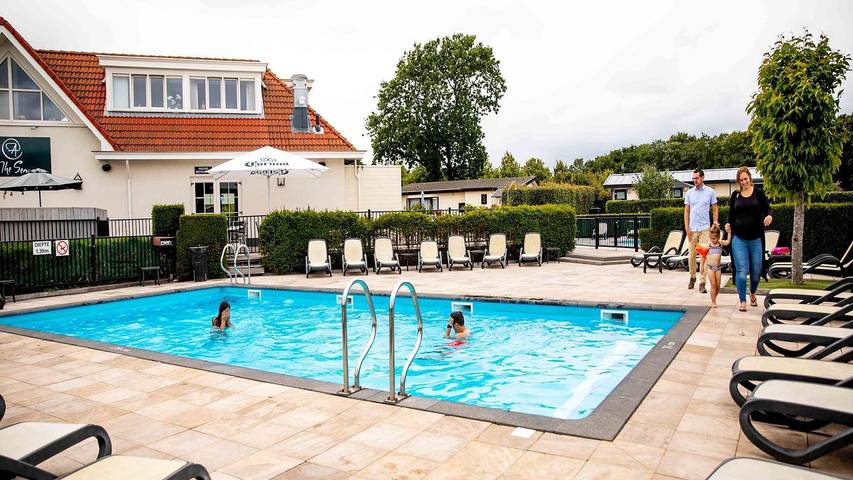 Ferienhaus für 4 Personen, mit Garten und Terrasse sowie Pool, mit Haustier in Noordwijk