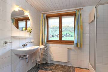 Vakantieappartement voor 4 Personen in Schoppernau, Allgäuer Alpen (Oostenrijk), Afbeelding 3