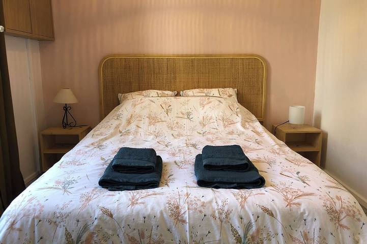 Gîte pour 4 personnes, avec jardin dans Port de Sanary sur Mer - 2