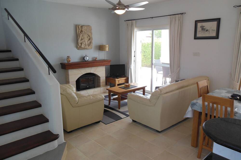 Luxusvilla mit privatem Pool im Dorf Pissouri in Πισσούρι, Südzypern