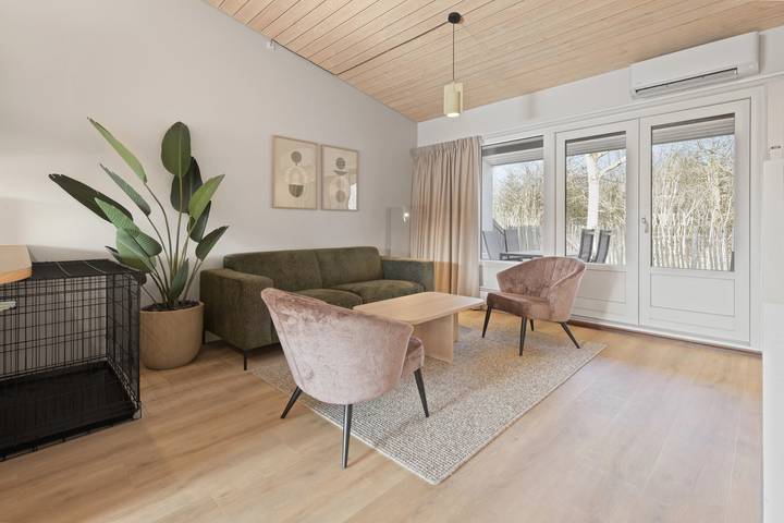 Bungalow für 4 Personen, mit Terrasse und Balkon/Terrasse sowie Sauna - 1