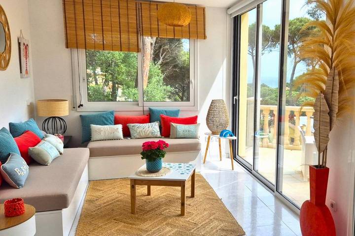 Casa rural para 6 personas, con piscina además de terraza y vistas en Pals - 4