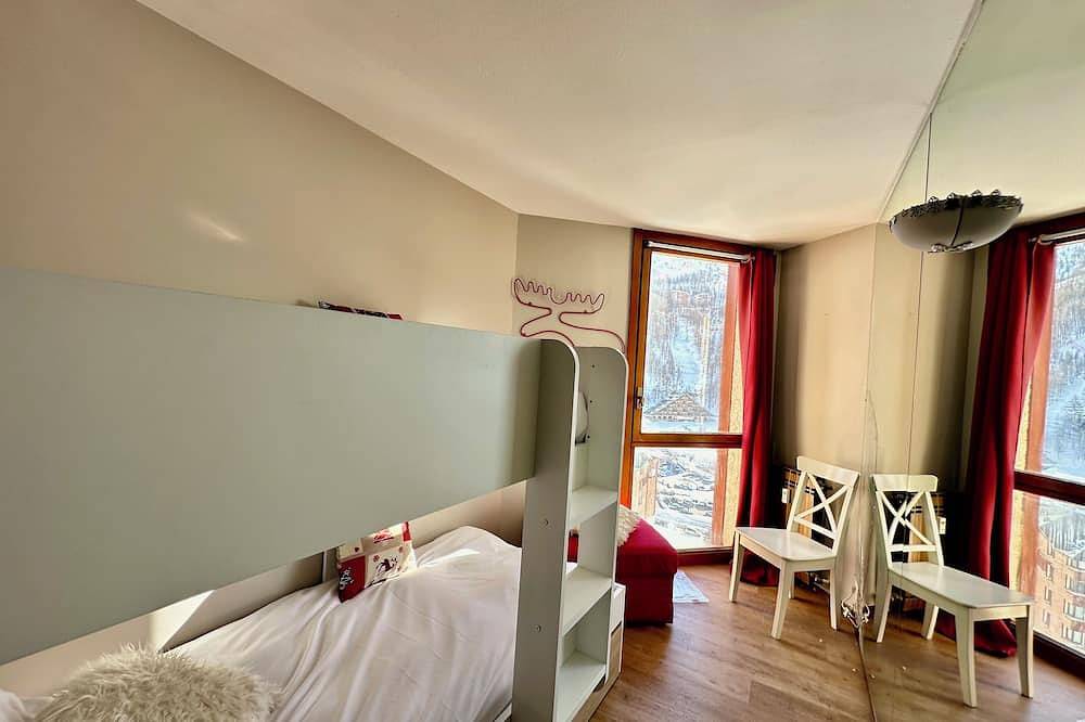 Ganze Wohnung, Luxury 4beds ski-in&out steps from center in Cervinia, Valtournenche