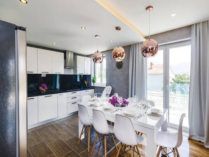 Villa pour 8 personnes, avec sauna ainsi que piscine et jardin, adapté aux familles à Zaton - 4