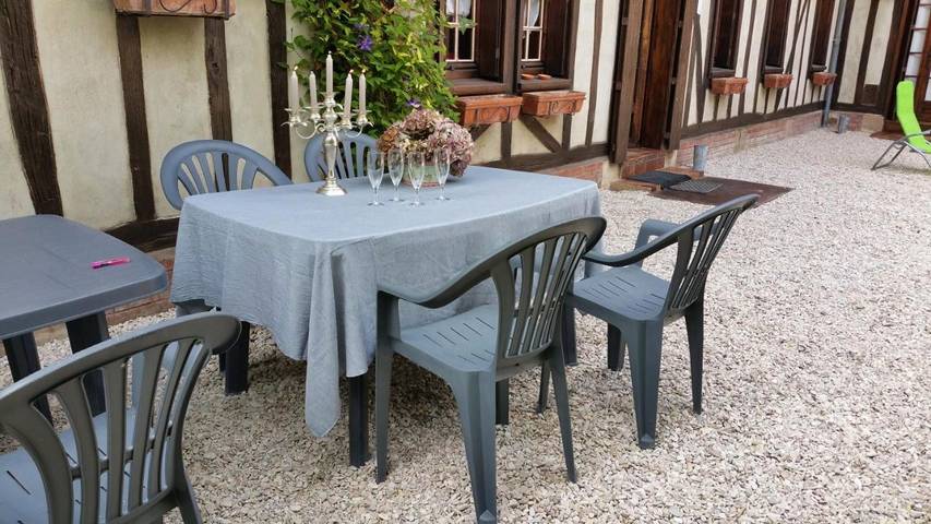 Location de vacances pour 14 personnes, avec jardin et vue, adapté aux familles à Éclaron-Braucourt-Sainte-Livière - 4