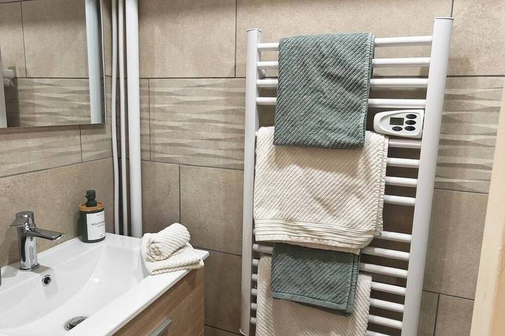 Gîte pour 2 personnes, avec balcon à Rochejean - 3